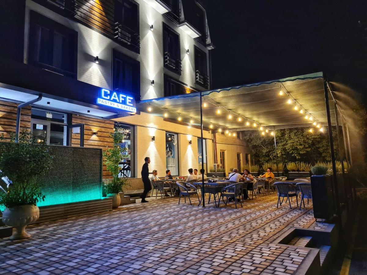 Sharaf Hotel Tasjkent Eksteriør billede