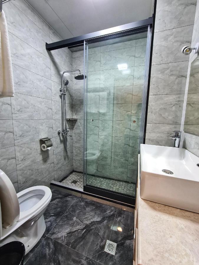 Sharaf Hotel Tasjkent Eksteriør billede